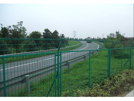 公路护栏